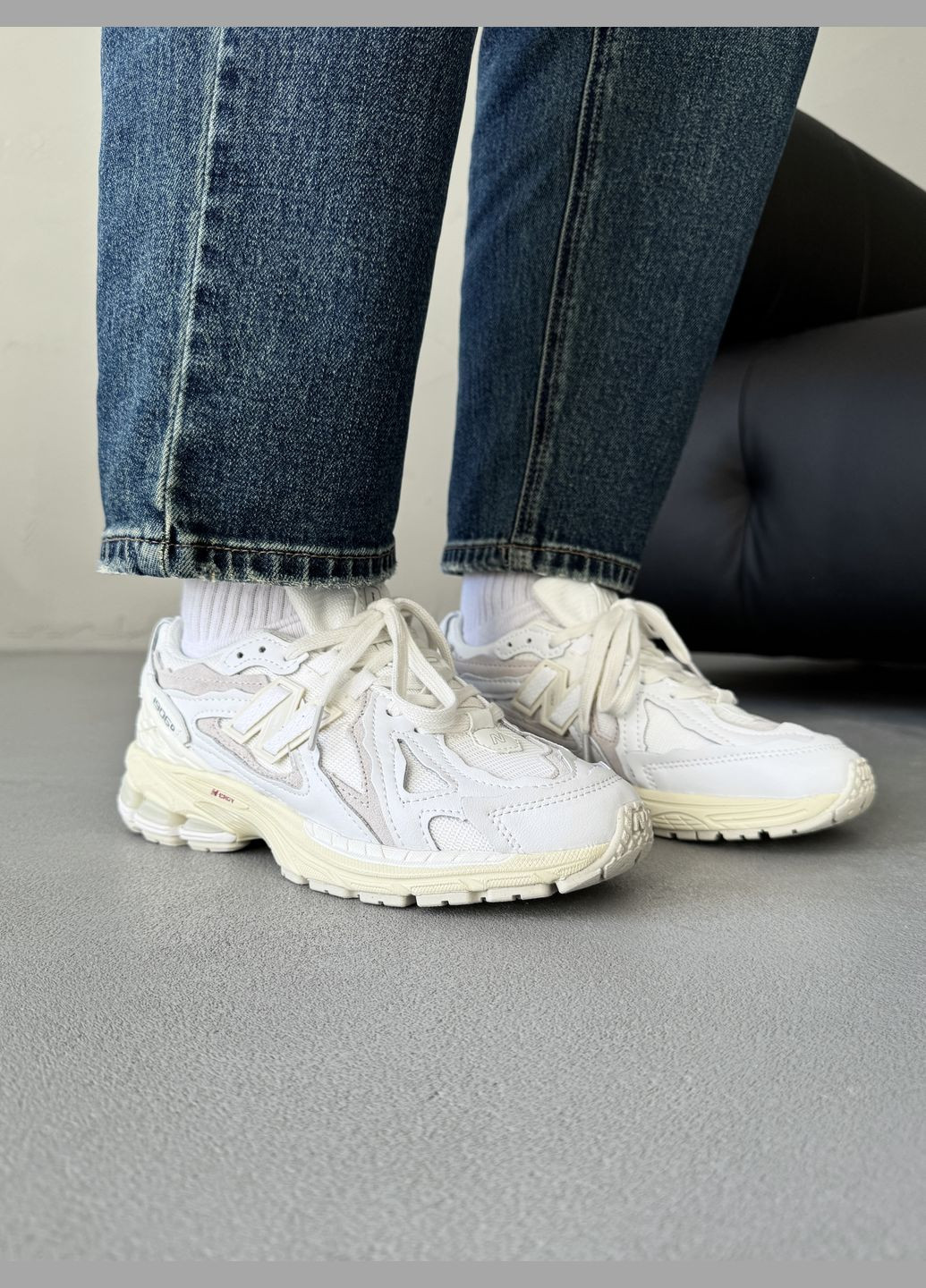 Кроссовки женские и мужские New Balance 1906D white beige | Нью Беланс 1906D белые бежевые No Brand белые демисезоны (316091103)