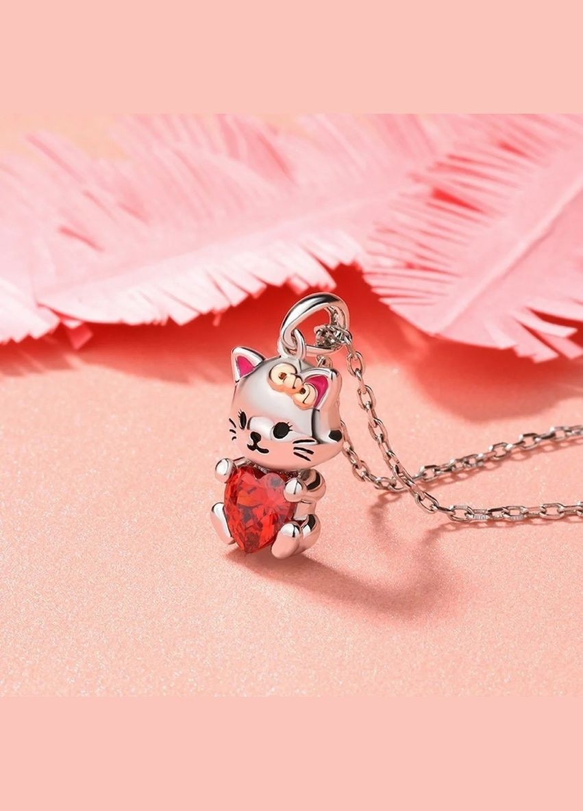 Цепочка с кулоном милый серебристый котик с красным сердечком фианитом и розовыми ушками Liresmina Jewelry (289361385)