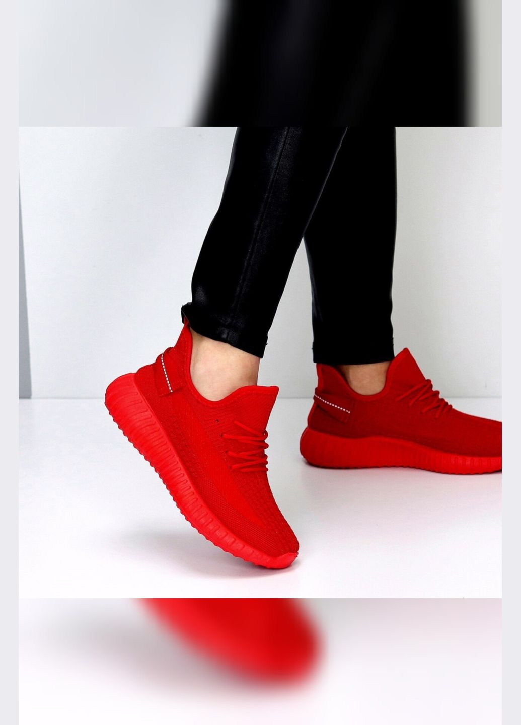 Красные летние красные кроссовки женские летние для бега спортзала текстильные Viki кросівки