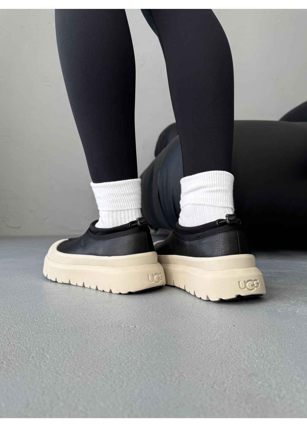 Кроссовки женские и мужские UGG Tasman Weather Hybrid Black Birch | Уги Тасман Гибрид черно-белые No Brand чёрно-белые демисезоны (371995094)