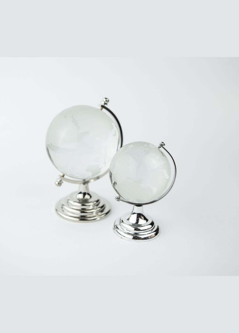 Декоративний глобус із кришталю на металевій підставці см (SJ046 silver) Гранд Презент (279624857)