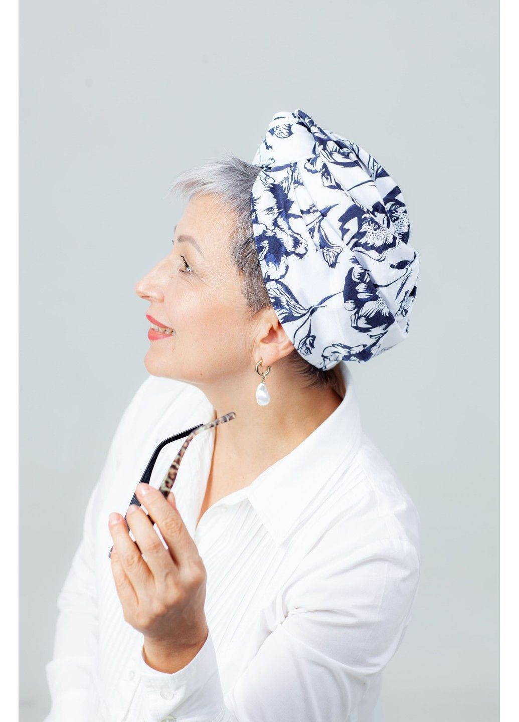 Тюрбан білий з чорнильними квітами BANDANA QUEEN (366239288)
