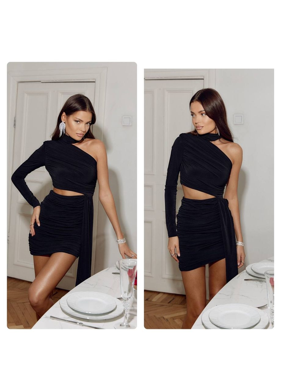 Черное вечернее мини платье со шлейфом и вырезами со шлейфом Adelante однотонное