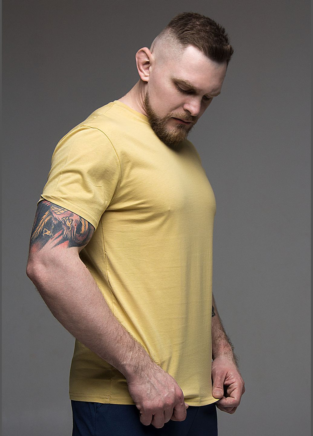Желтая футболка мужская №1207 Roksana