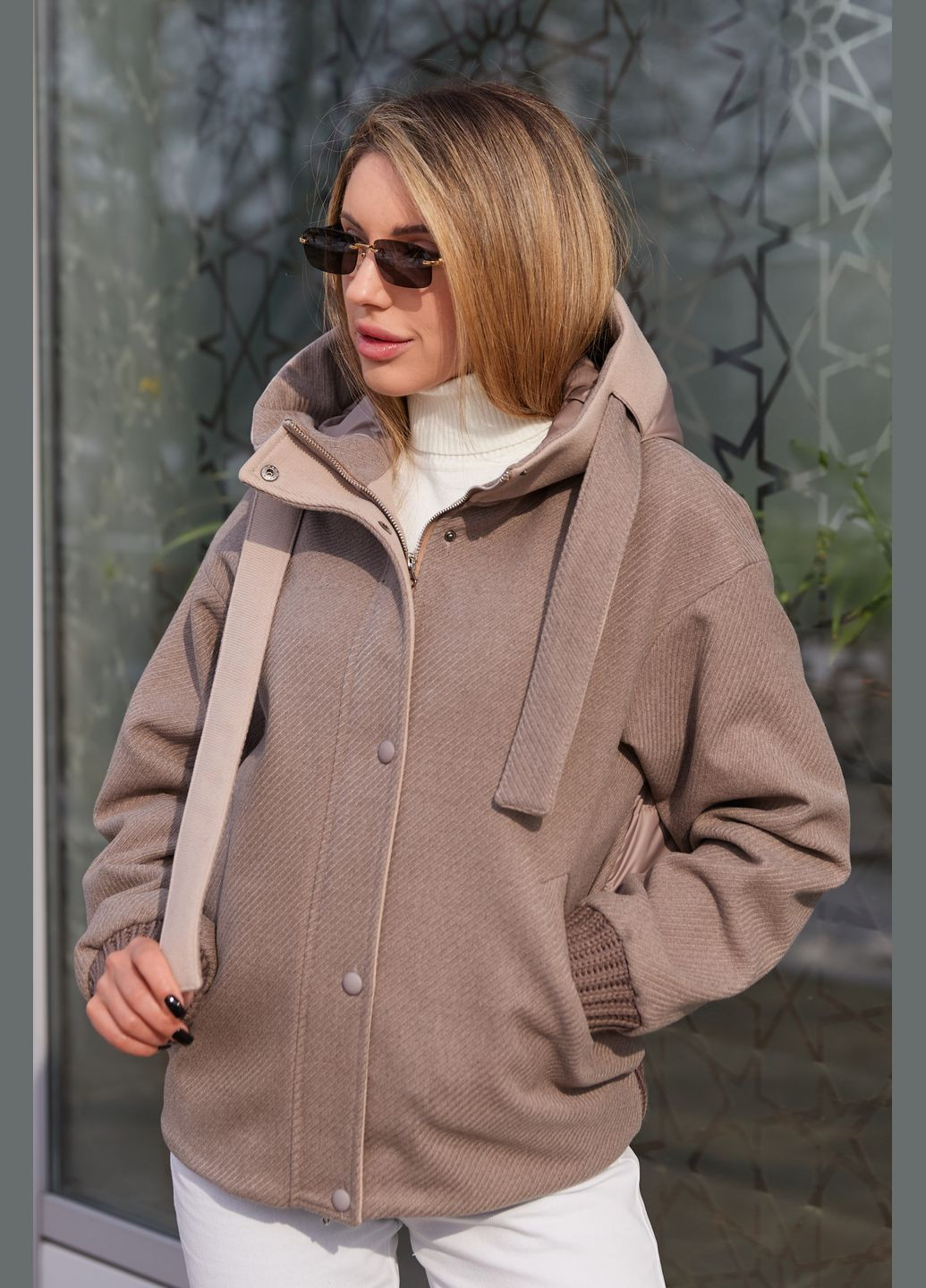 Кофейная демисезонная куртка MN