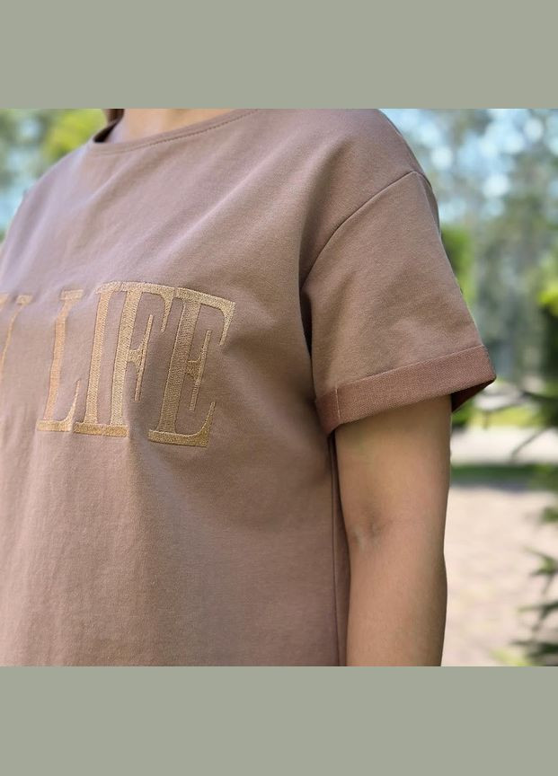 Коричнева літня футболка жіноча (оверсайз) hc (h001-8127-057-22) No Brand