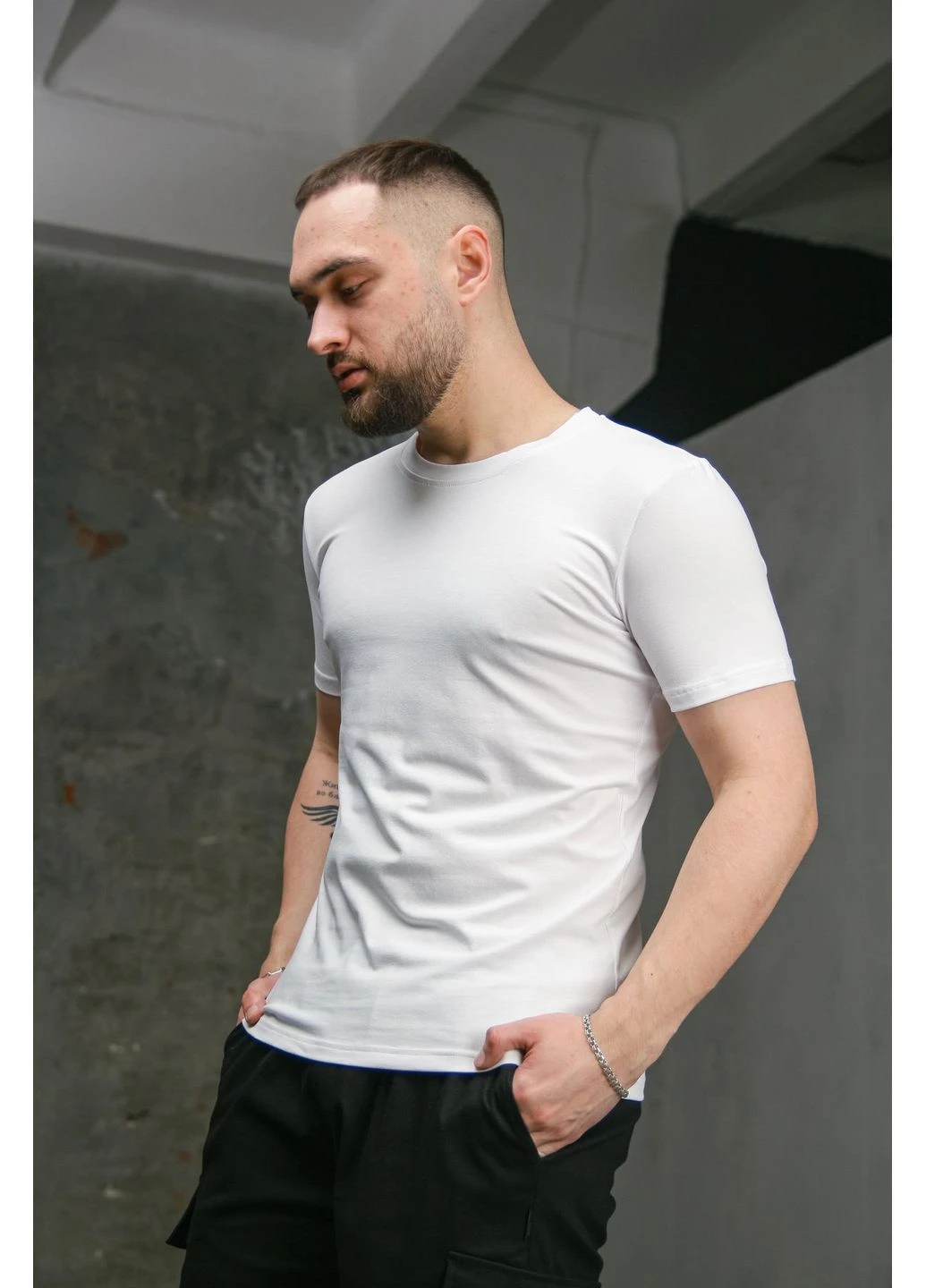 Белая футболка базовая прямой крой No Brand