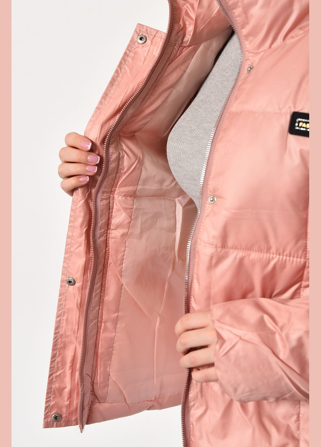 Персиковая демисезонная куртка женская демисезонная персикового цвета Let's Shop