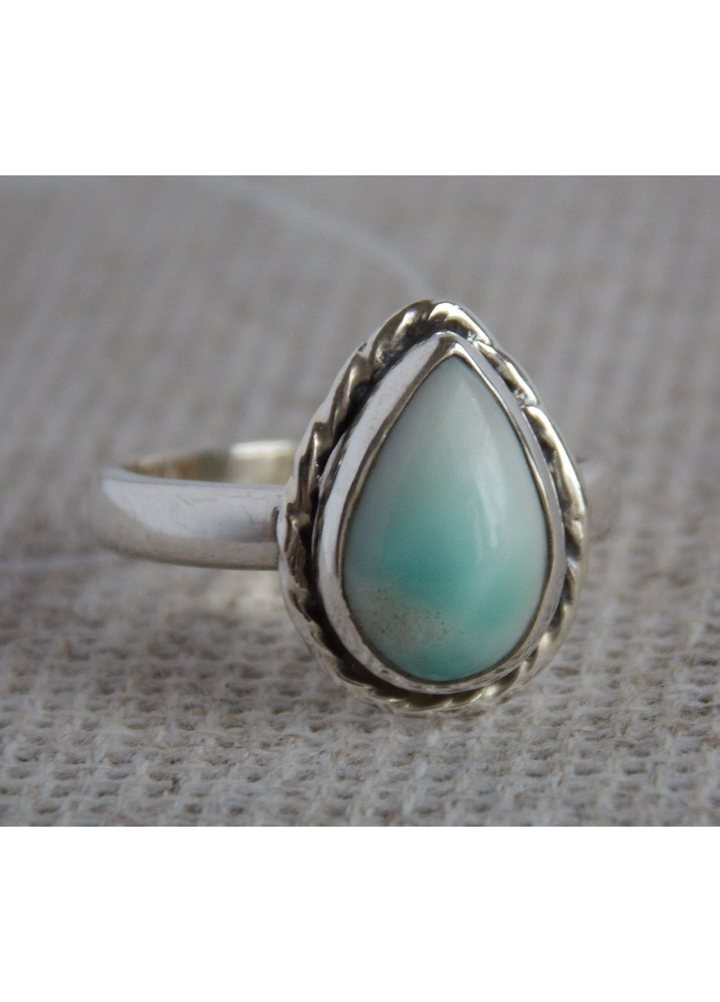 Серебряное кольцо с фианитами. No Brand (364203115)