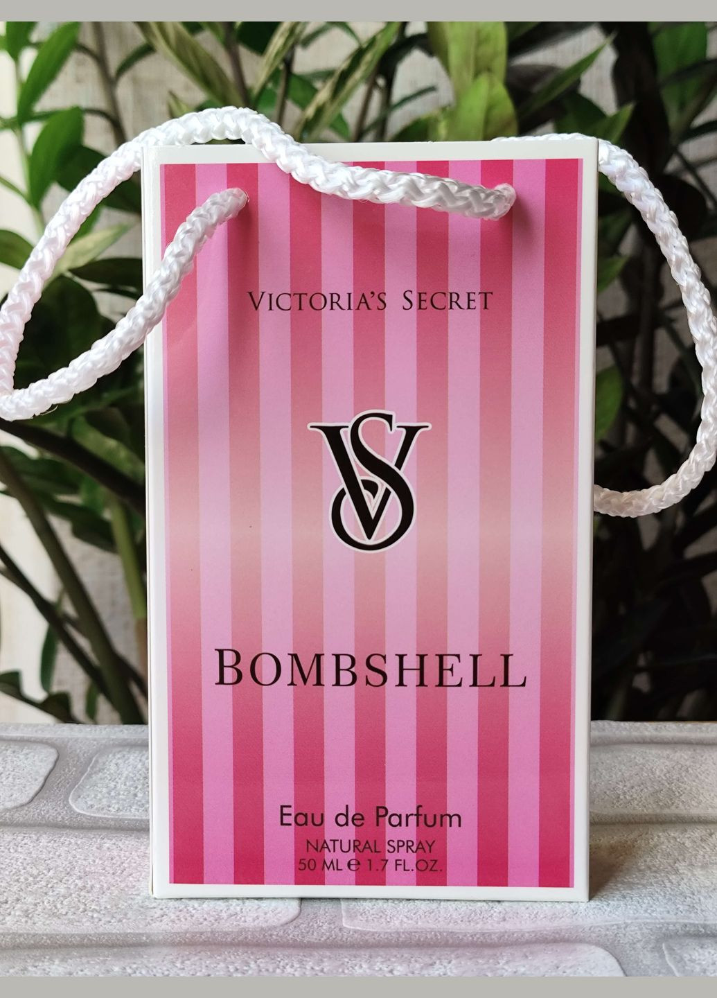 Парфуми жіночі Bombshell в подарунковій упаковці (Бомбшелл), 50 мл No Brand (336190145)