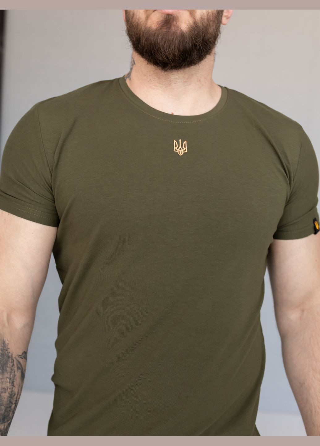 Хаки (оливковая) мужская футболка с гербом 100% хлопок xs - 3xl On mee