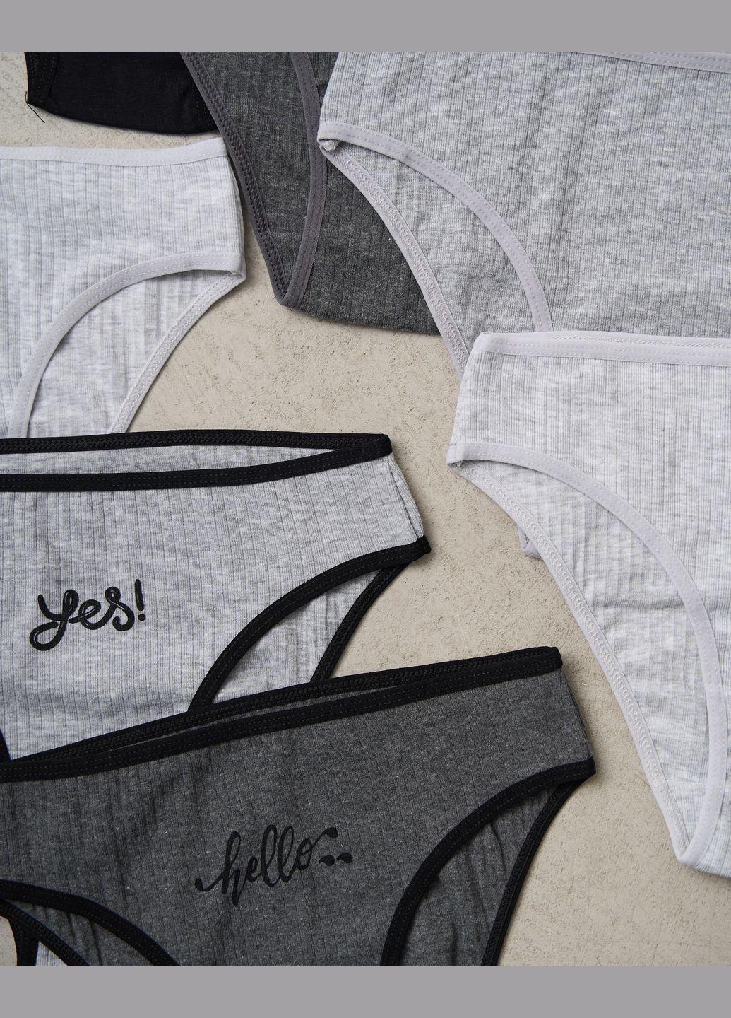 Набор трусиков женских неделька в рубчик в серых оттенках 7 шт Nicoletta (303617403)