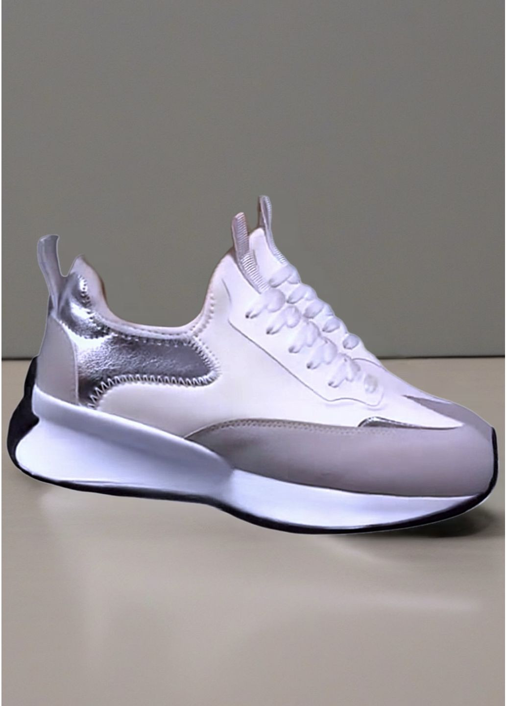 Білий жіночий кросівки No Brand білі демісезони (351850864)