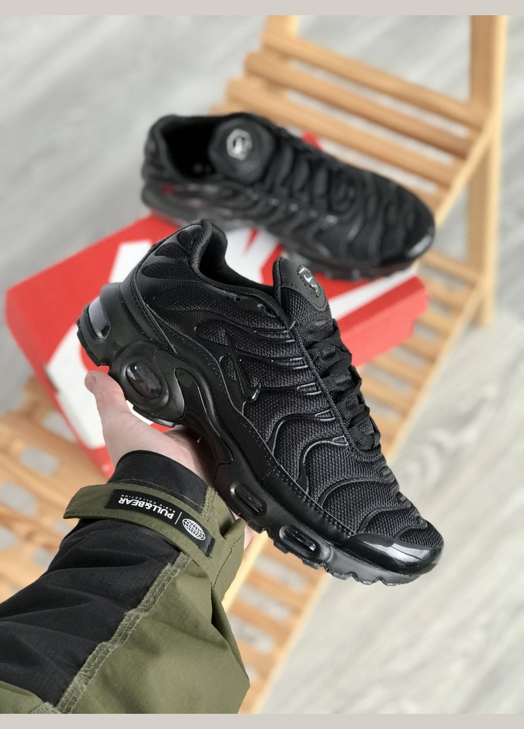 Черные демисезонные кроссовки мужские и женские Nike air max Tn plus black | Найк аір макс Тн плюс