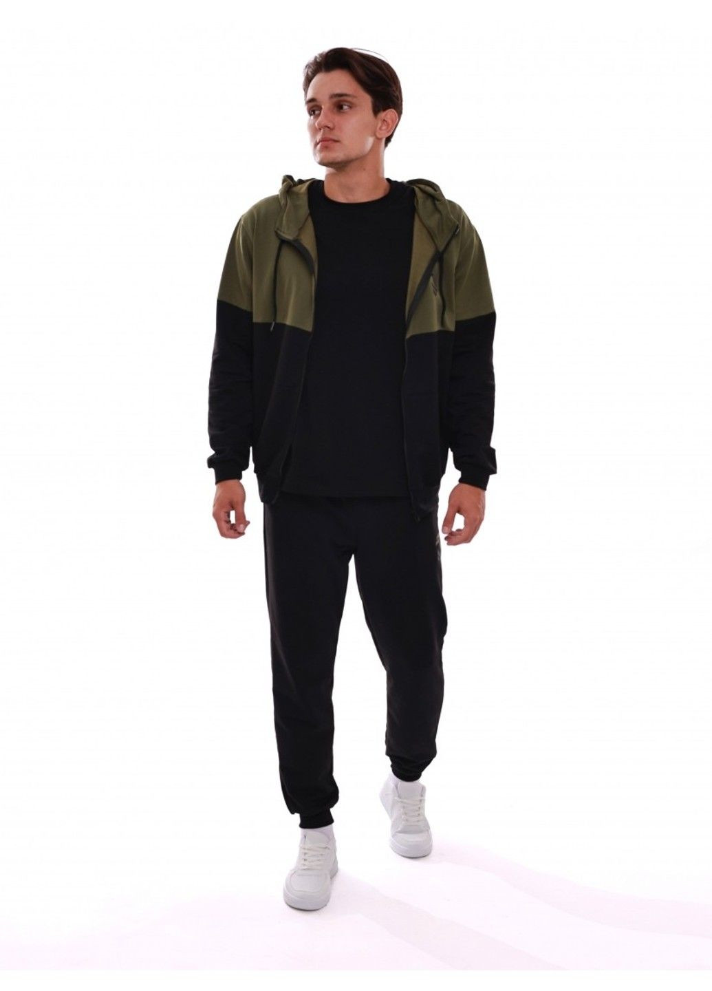 Черный костюм спортивный мужской Griffin