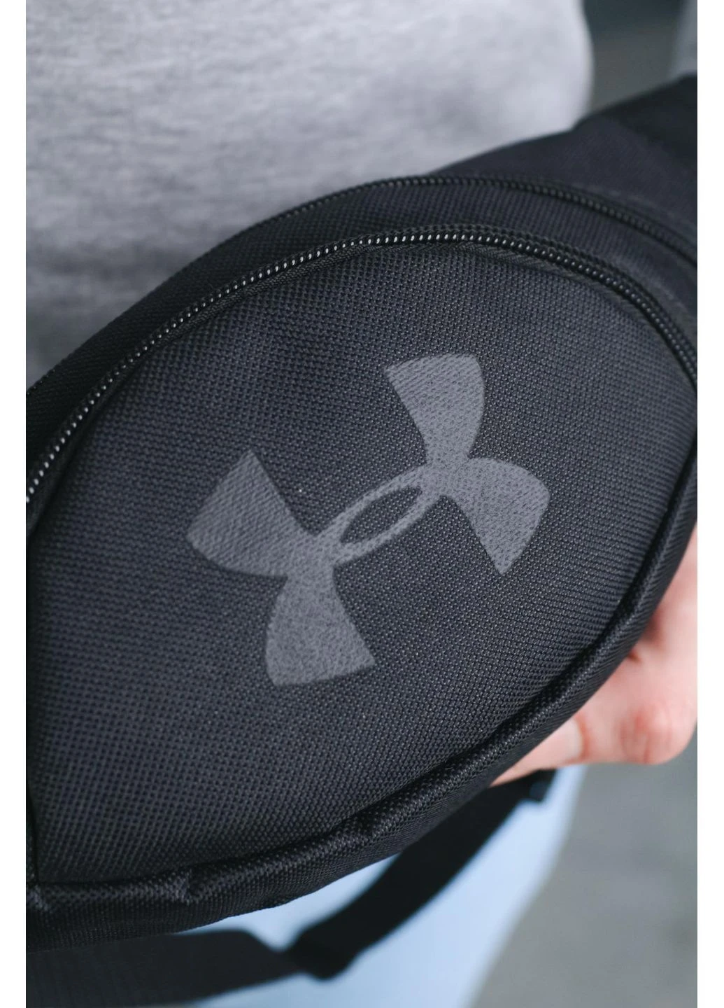 Поясна сумка Under Armour чорна маленька бананка слінг через плече чоловіча жіноча для спорту міста тренд No Brand (402392268)