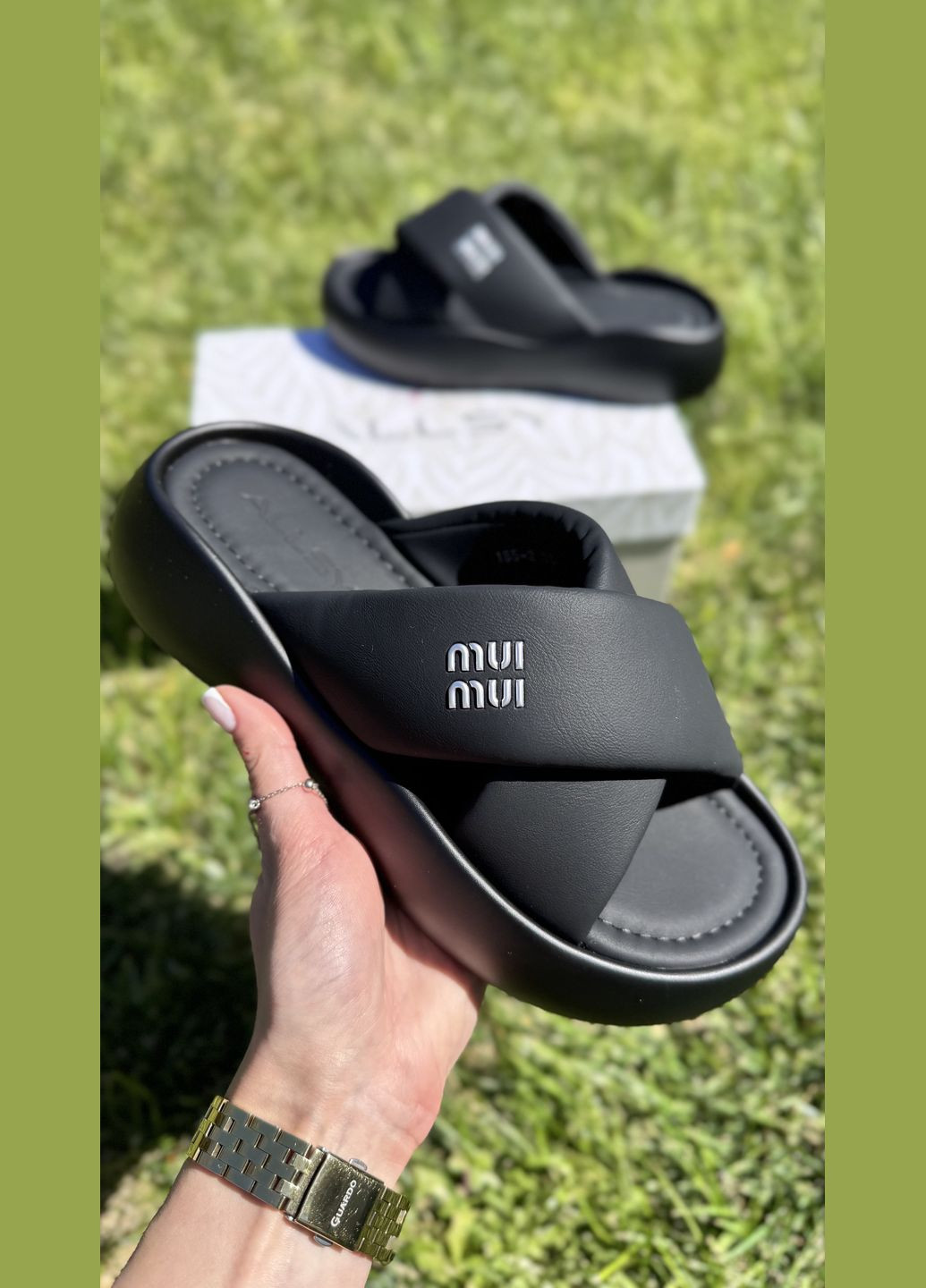 Черные шлепанцы ALLSY