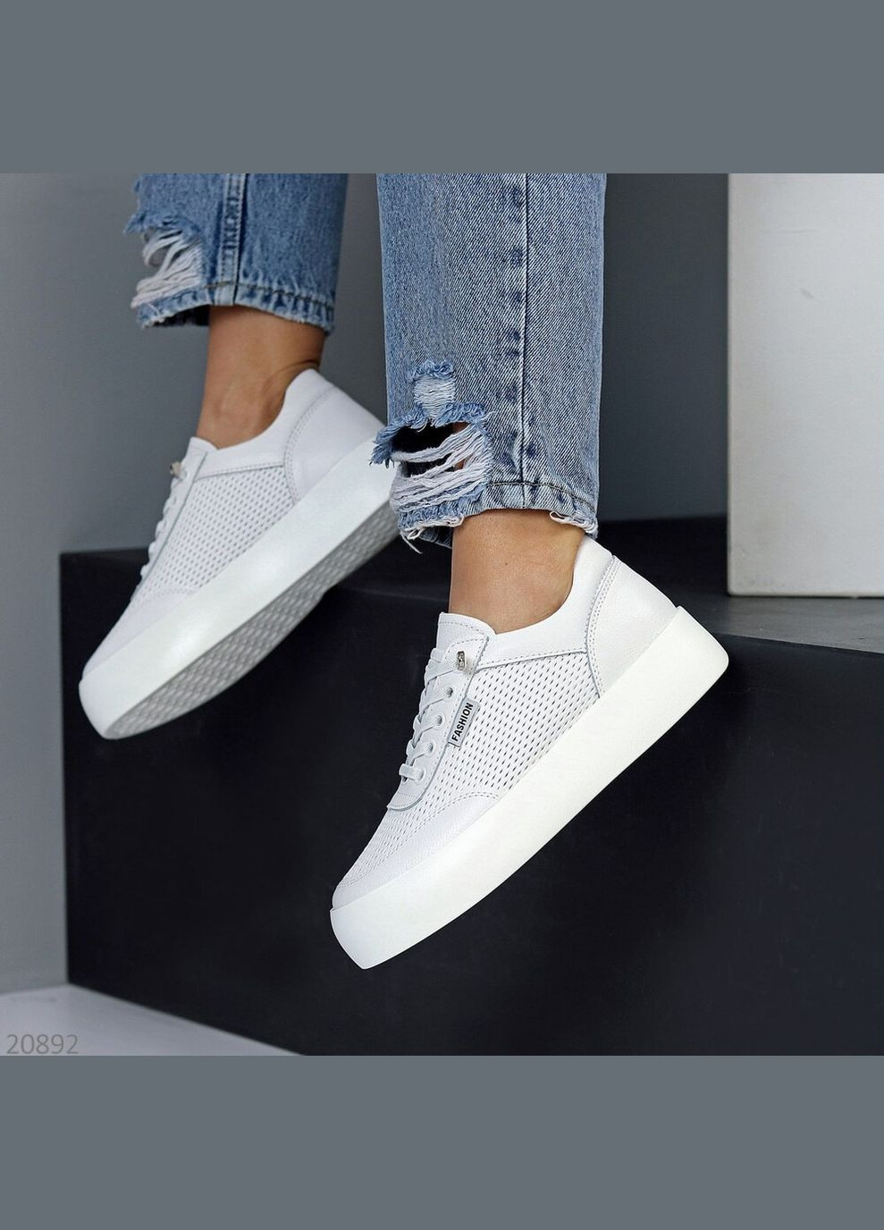 Белые кожаные кроссовки с перфорацией, кеды KDSL Florin белые лето (316278577)