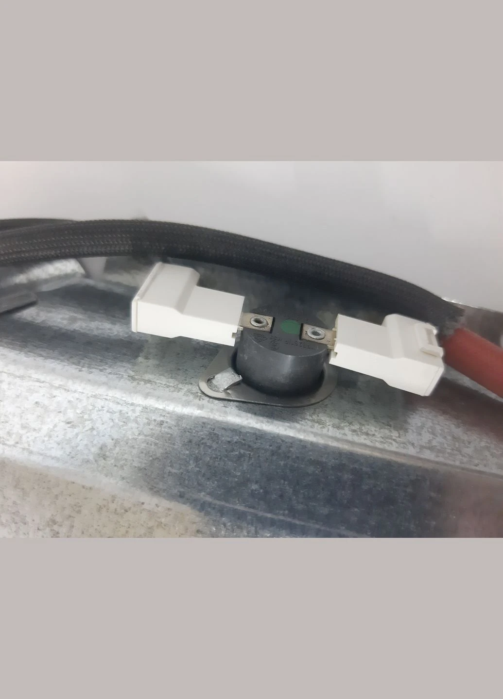 Тен (нагревательный элемент) для сушильного барабана DCU7230, DC7130 BEKO (354736738)