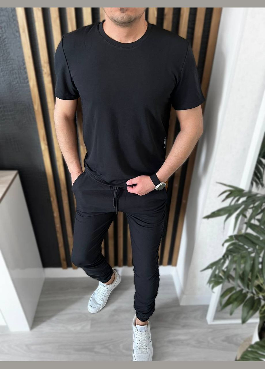 Черный костюм мужской штаны и футболка No Brand