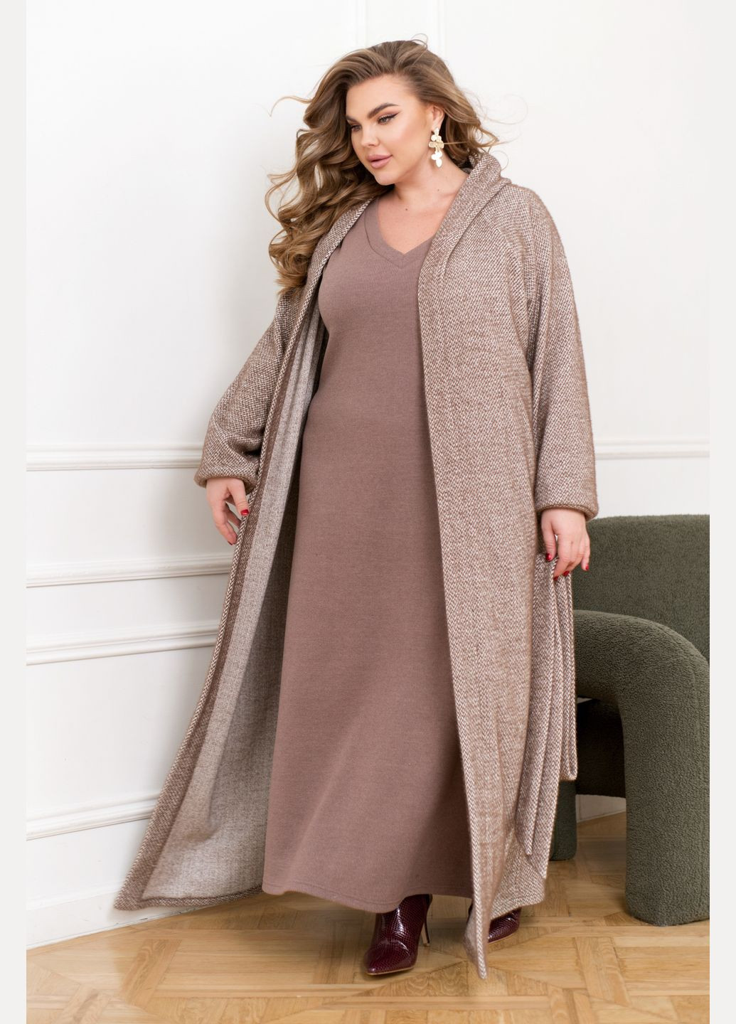 Коричневый зимний кардиган Minova