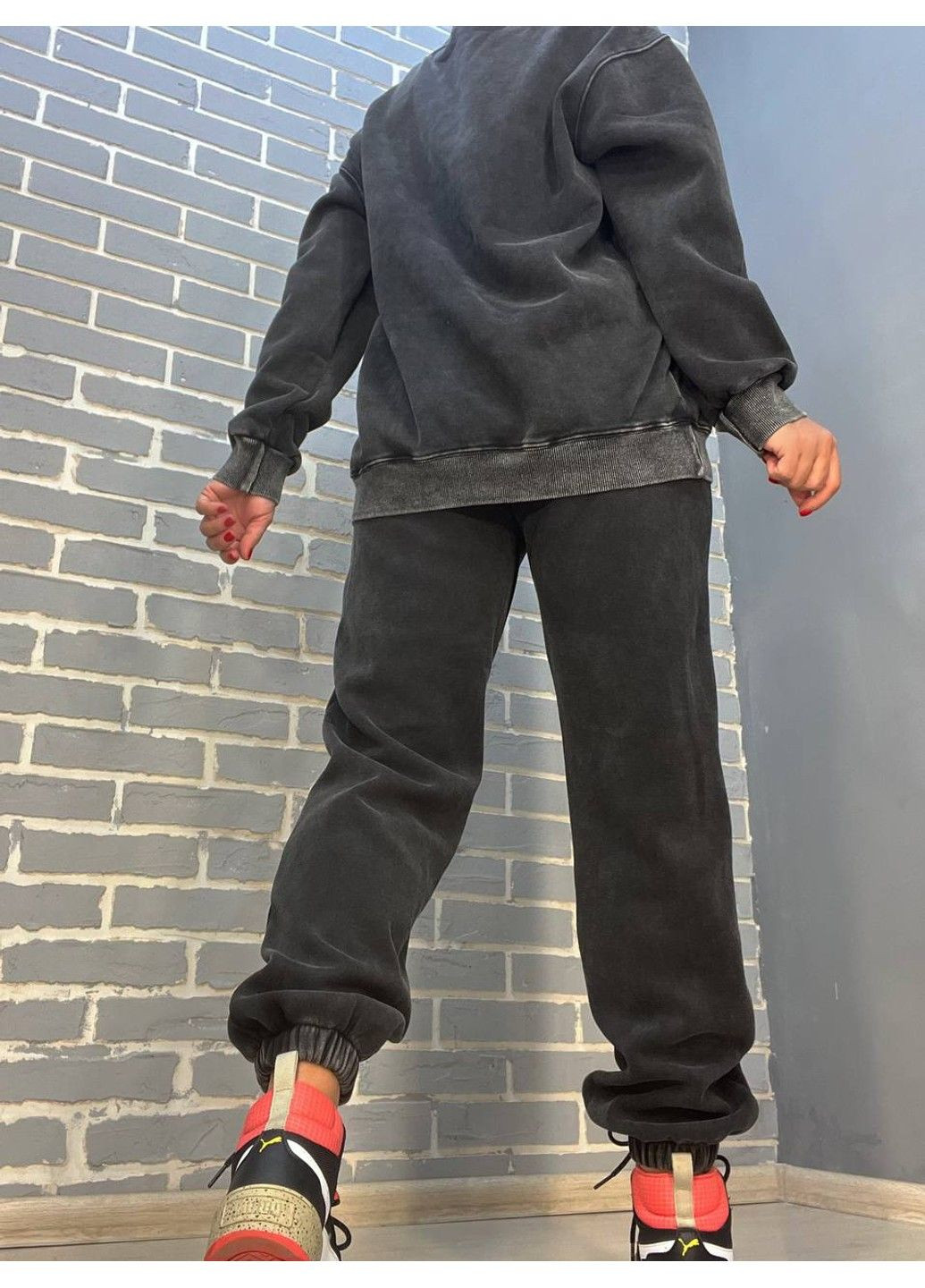 Костюм женский оверсайз свитшот с джоггерами вареный утепленный Joy One 24182 No Brand (305833360)