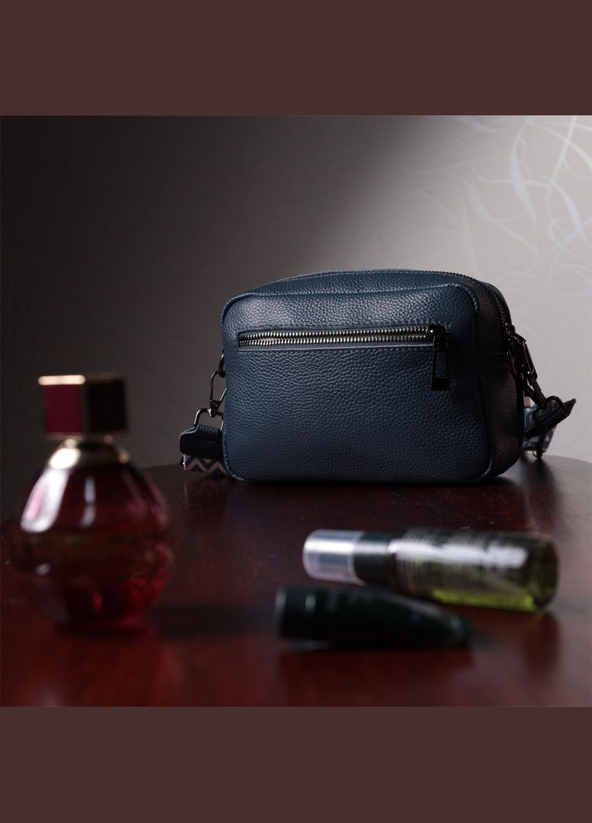 Стильная женская кроссбода прошитая ромбами на лицевой стороне из натуральной кожи синяя 22636 Vintage (329195722)