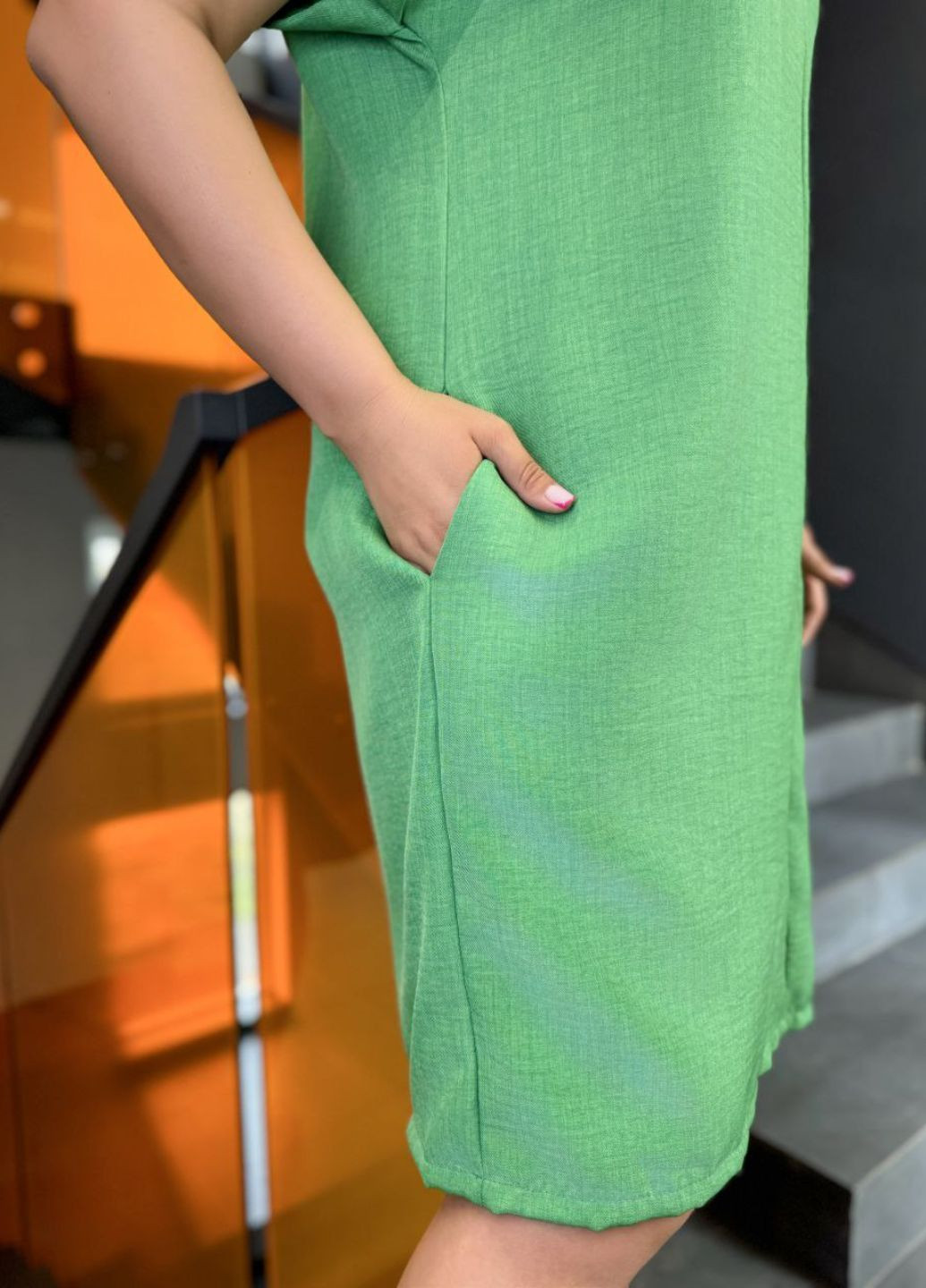 Зелена повсякденний сукня з v-образним вирізом та бічними кишенями No Brand однотонна