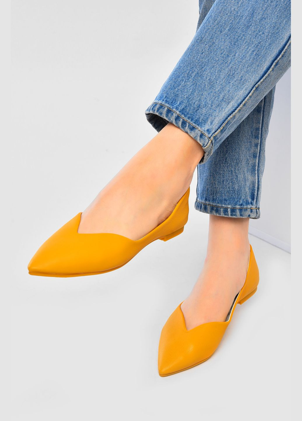 Женские балетки женские желтого цвета Let's Shop | жёлтые однотонные без декора искусственный мех, искусственная кожа (331288238)