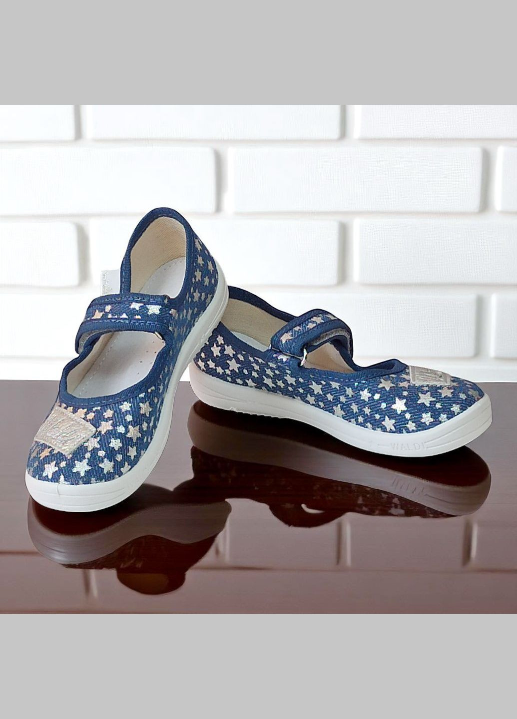 Синие ортопедические тапочки на липучке для девочки сменная обувь в садик валди Waldi