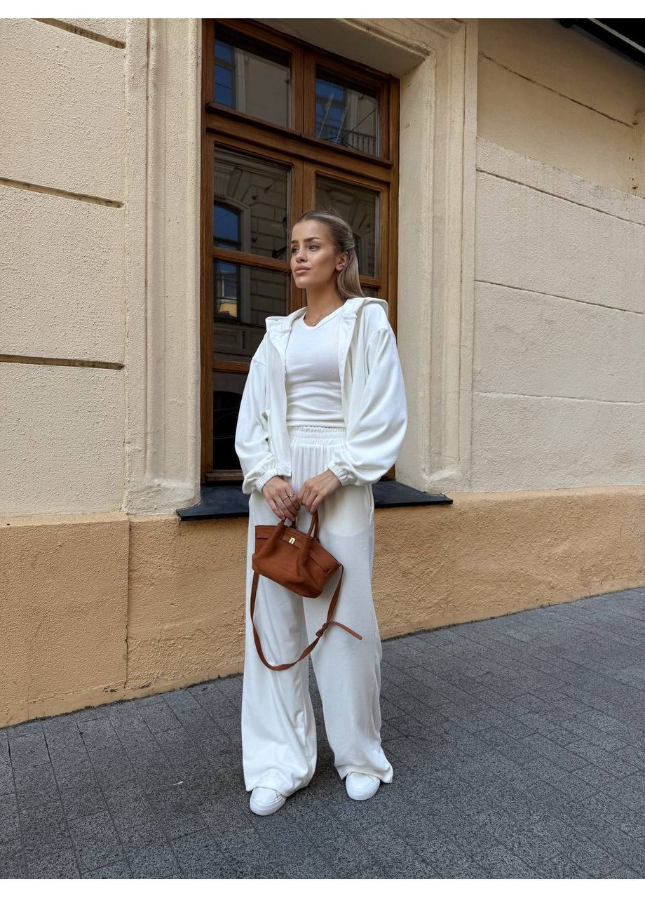 Невагомий костюм з велюру Україна (357123520)