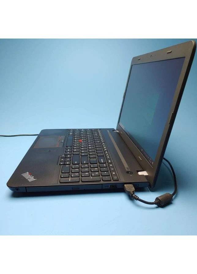 Ноутбук ThinkPad E560 / 15.6" (1366x768) TN / intel Core i5-6200U (2 (4) ядра по 2.3 - 2.8 GHz) / 8 GB DDR3 / 240 GB SSD / Lenovo (398146954)