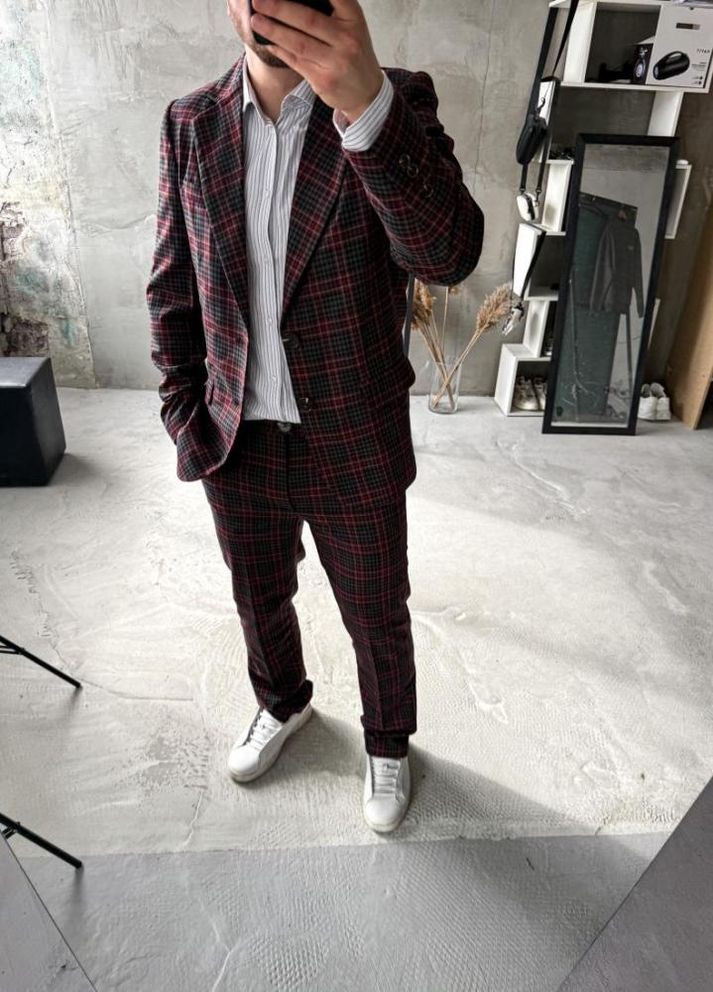 Червоний демісезонний класичний чоловічий костюм жакет штани стильний приталений весна осінь No Brand