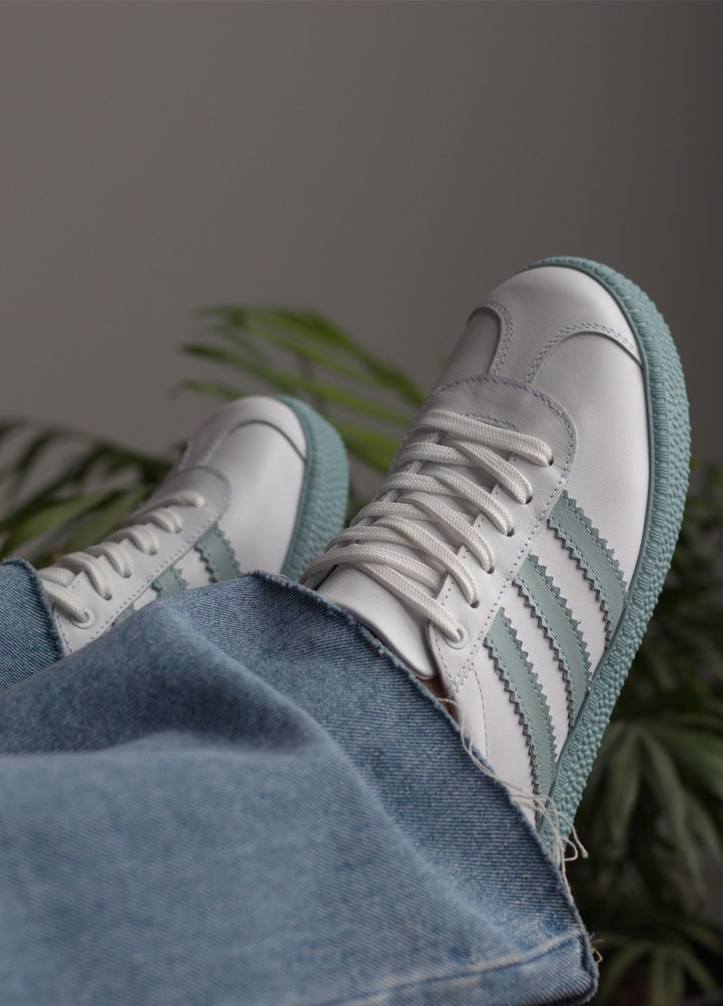 Кроссовки женские из натуральной кожи Газель Zlett 1212 белые демисезоны (317234925)