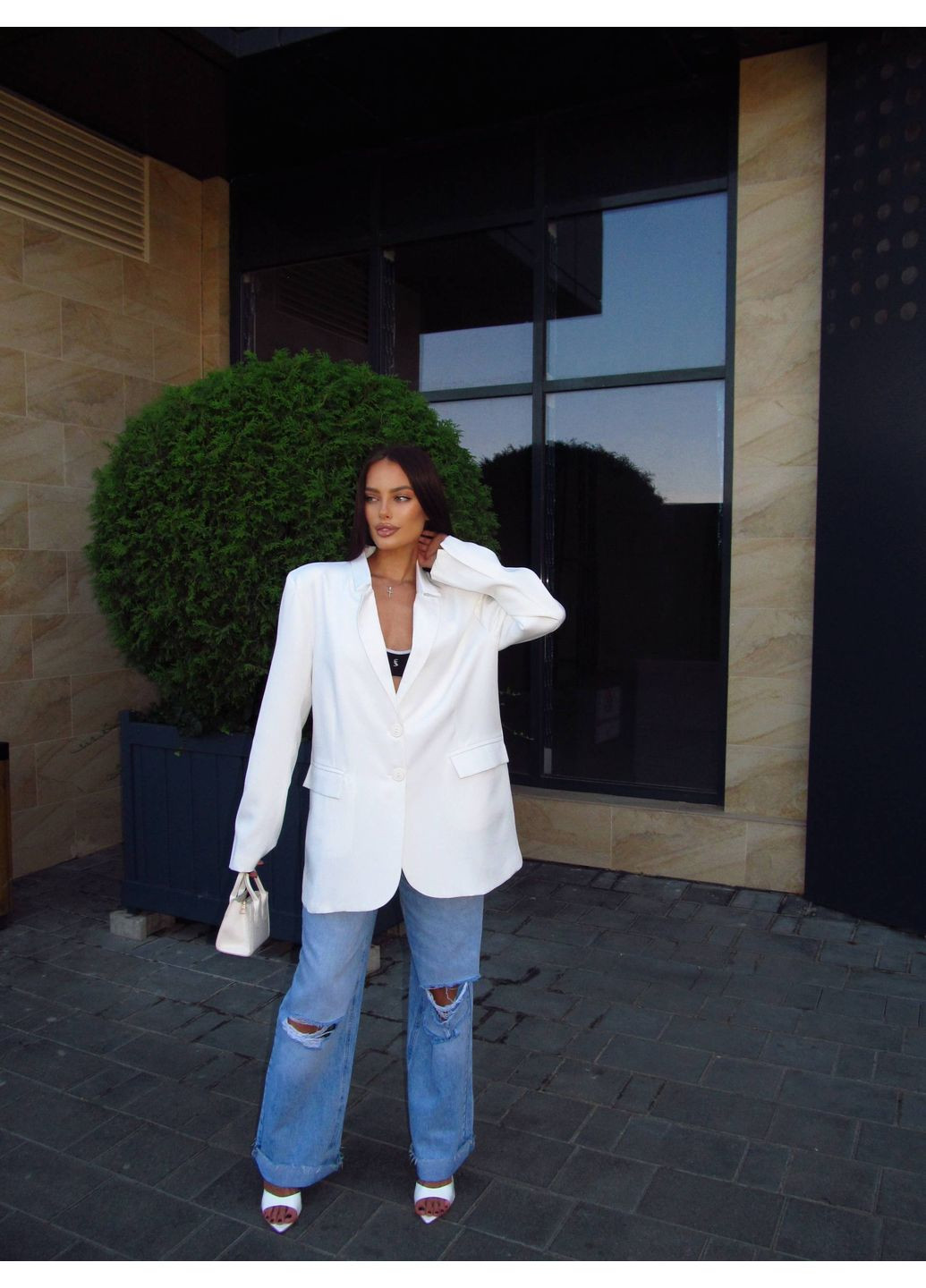 Жіночий вiльний пiджак молочного кольору 34395 Fashion (358068673)