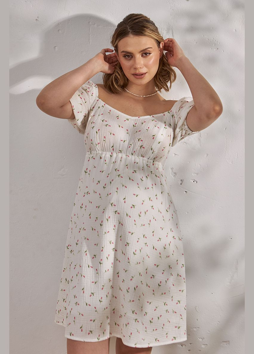 Молочна муслінова сукня для вагітних та годуючих з квітковим принтом молочна Юла мама з квітковим принтом