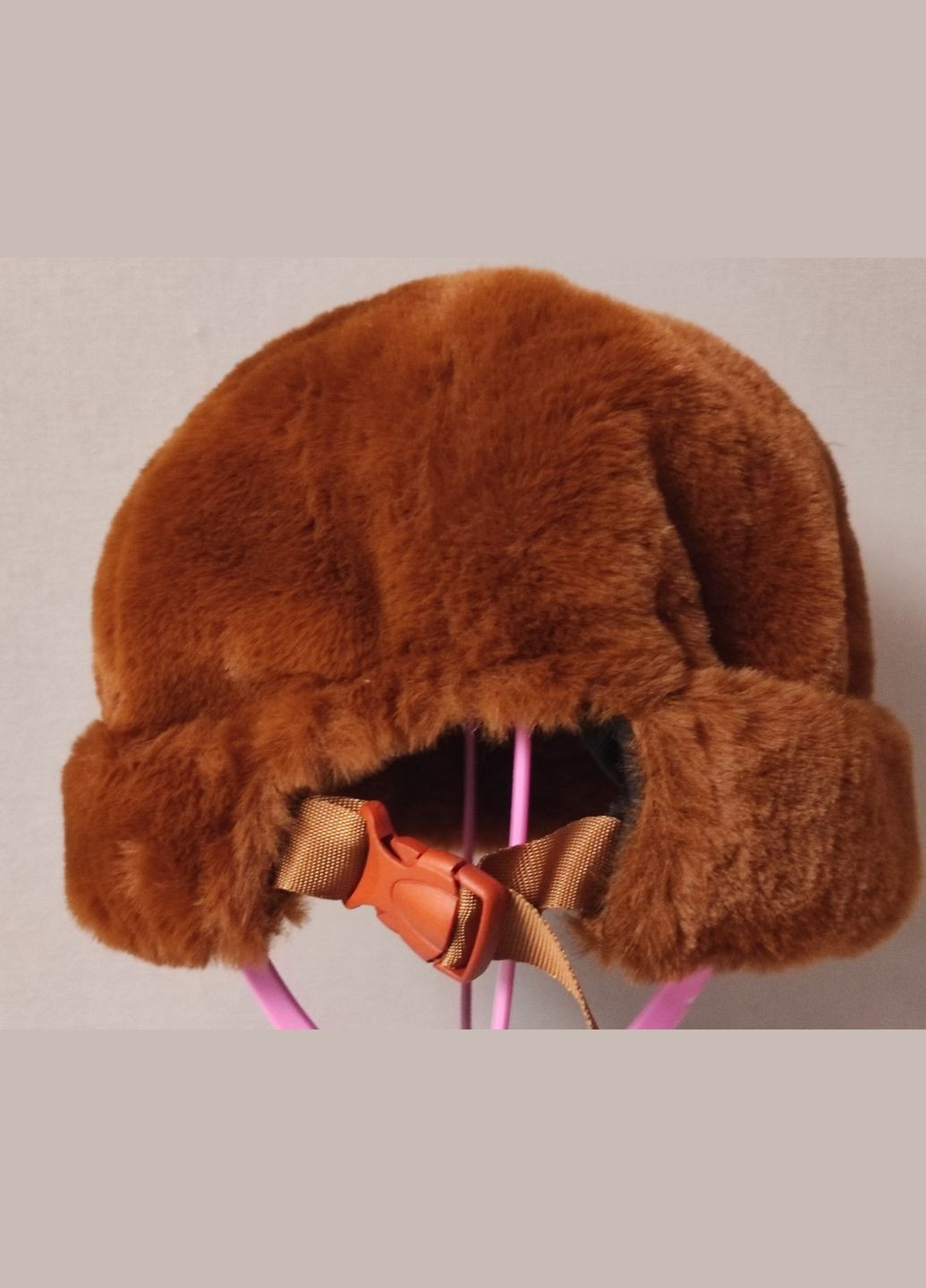 Шапка-докер из искусственного меха с застежкой коричневая на обхват головы 52-58 No Brand (307496487)