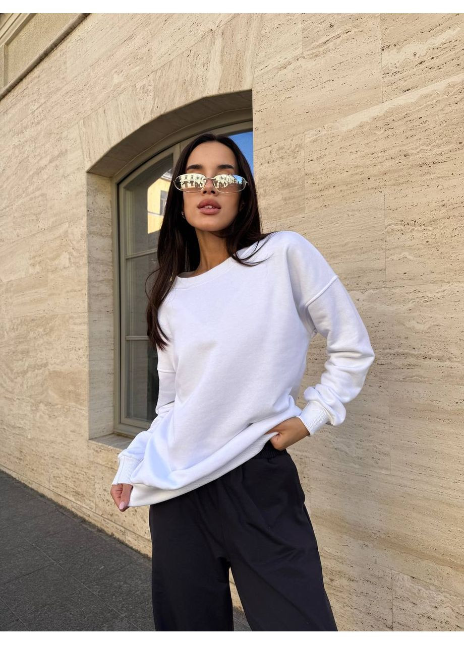 Белый женский свитшот оверсайз турецкая петля (355312622)