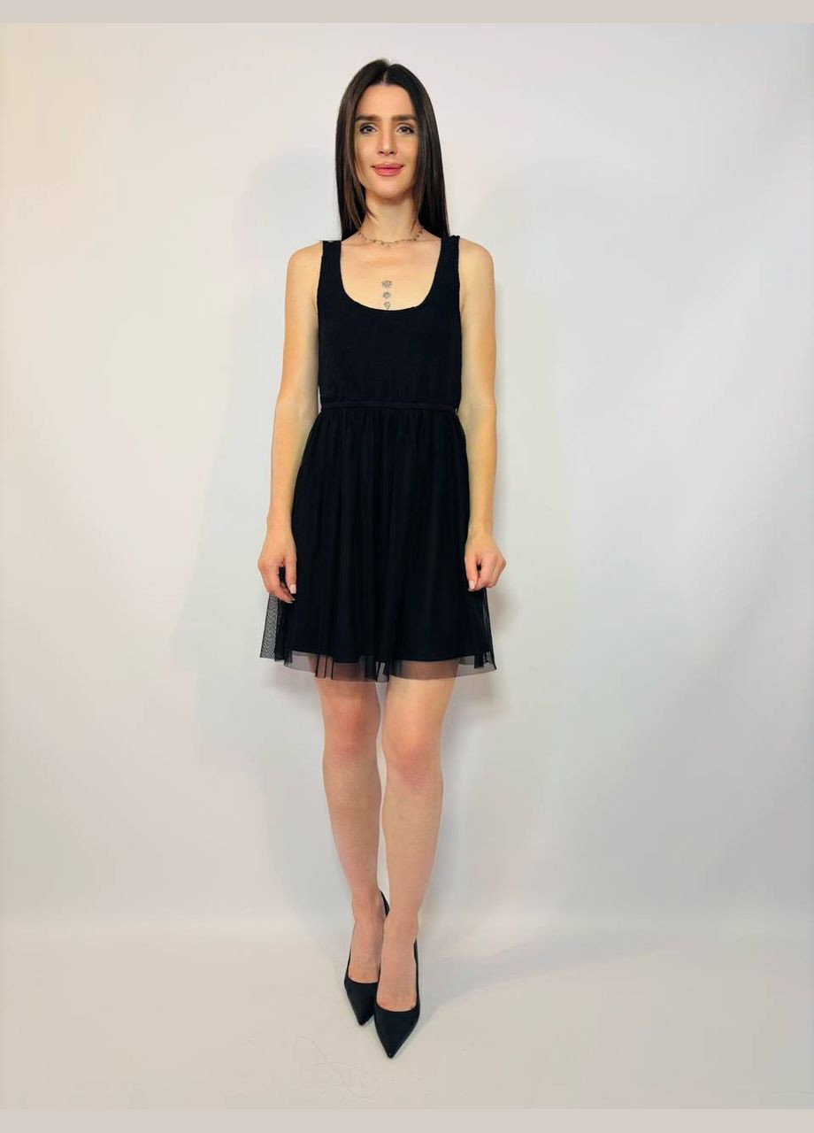 Чорна сукня Sisters Point