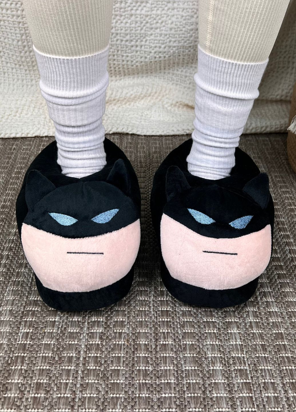 Плюшеві тапочки Бетмен з антиковзною підошвою My Kigu (367836769)