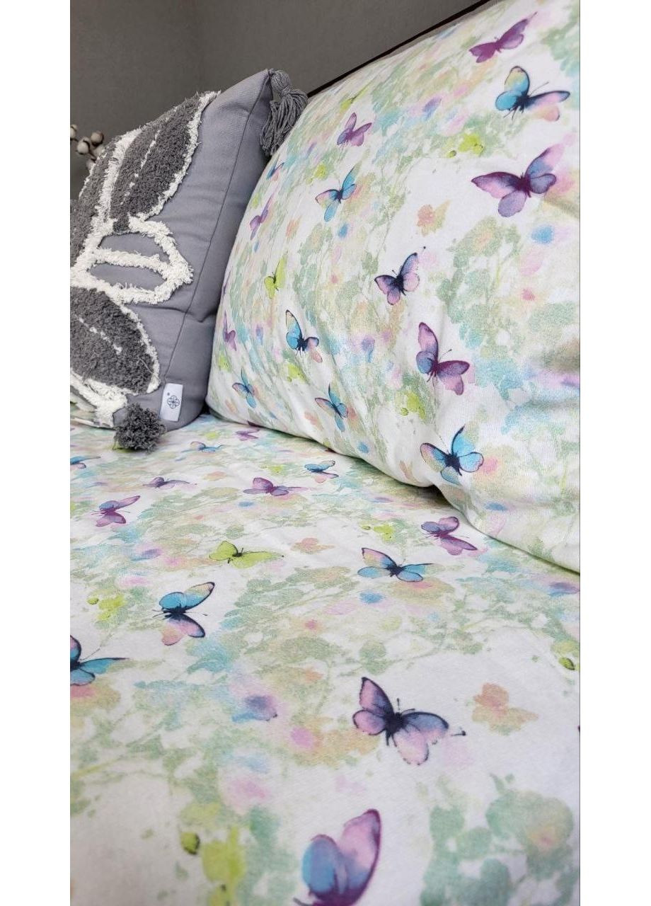 Постельное белье с резинкой Волшебница, фланель(байка) Семейный размер, наволочки 50/70 No Brand (364219343)