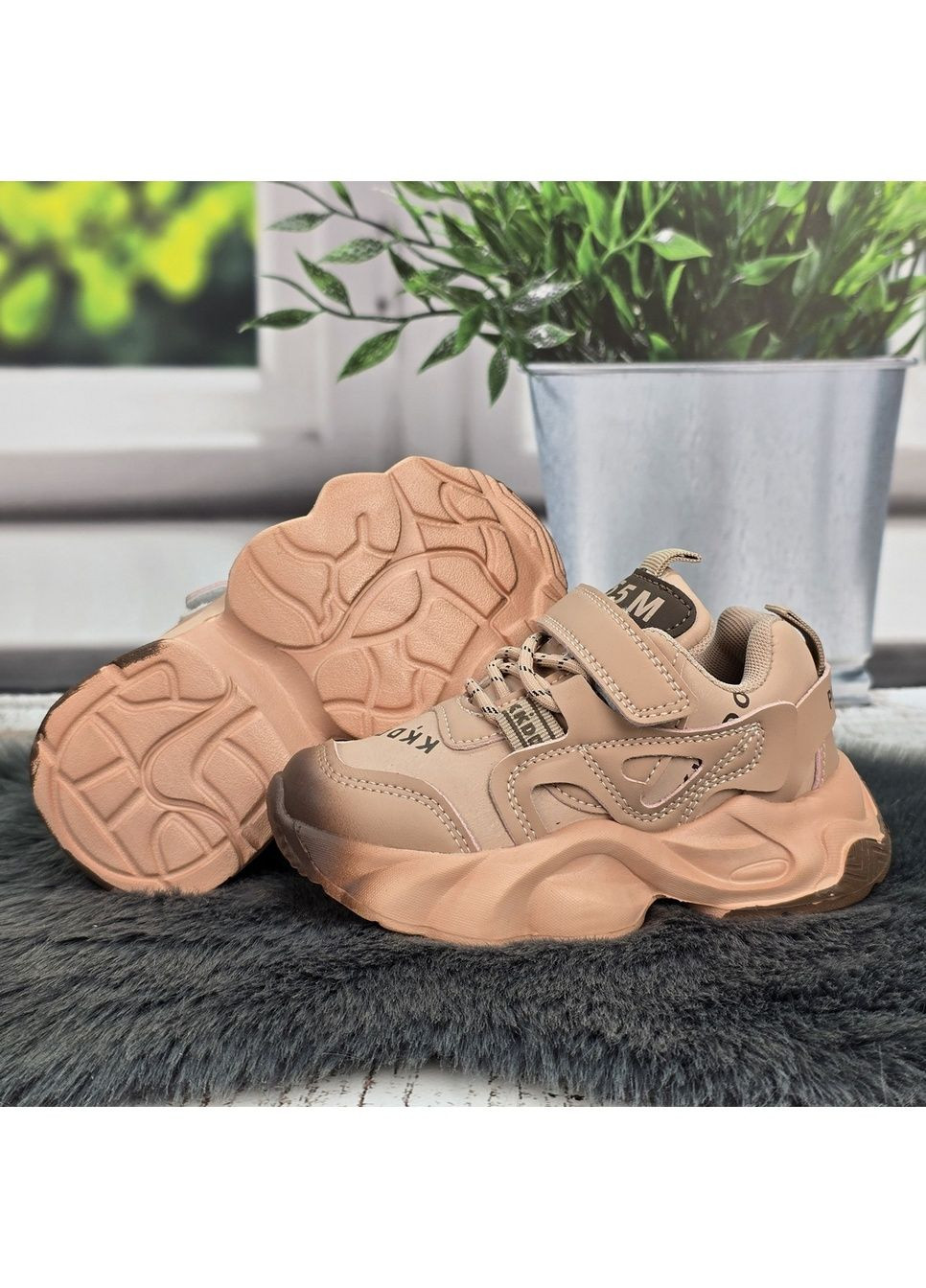 Розовые демисезонные кроссовки детские для девочки Jong Golf