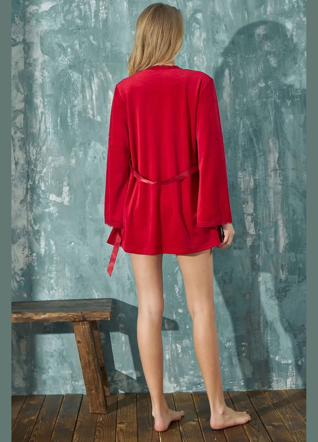 Сиреневый демисезонный пижамный комплект женский - халат, топ, шорты mihra