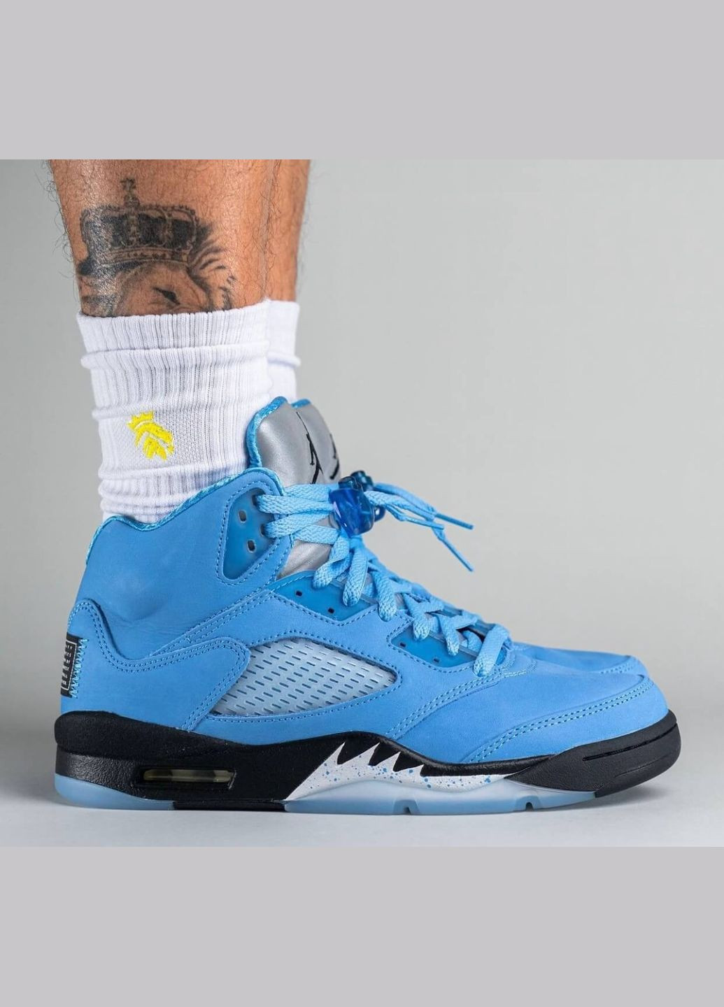 Голубые всесезонные кроссовки air jordan 5 retro unc university blue - dv1310-401 Nike