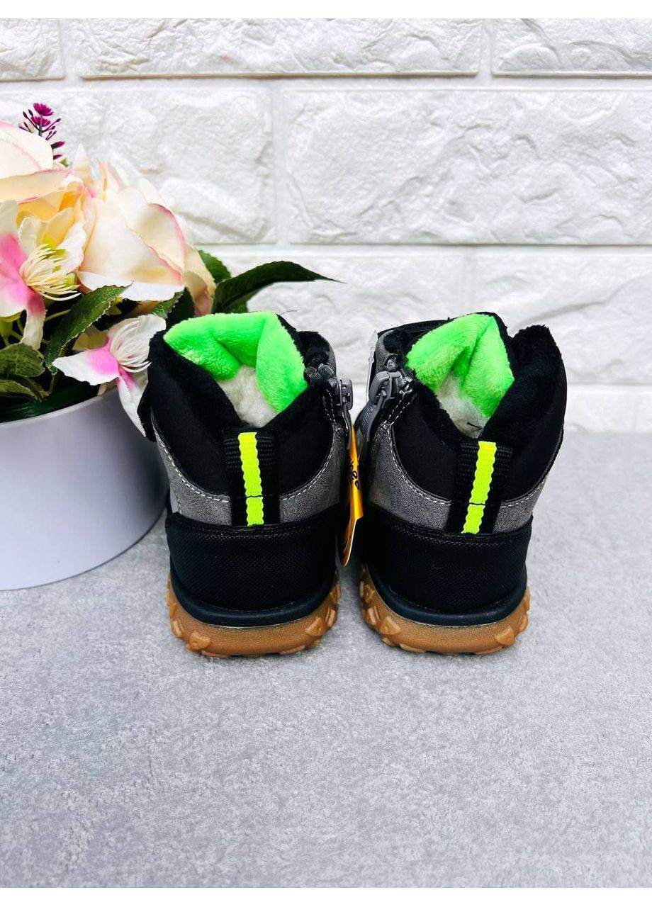 Стильні зимові чобітки для хлопчика Clibee (362694082)