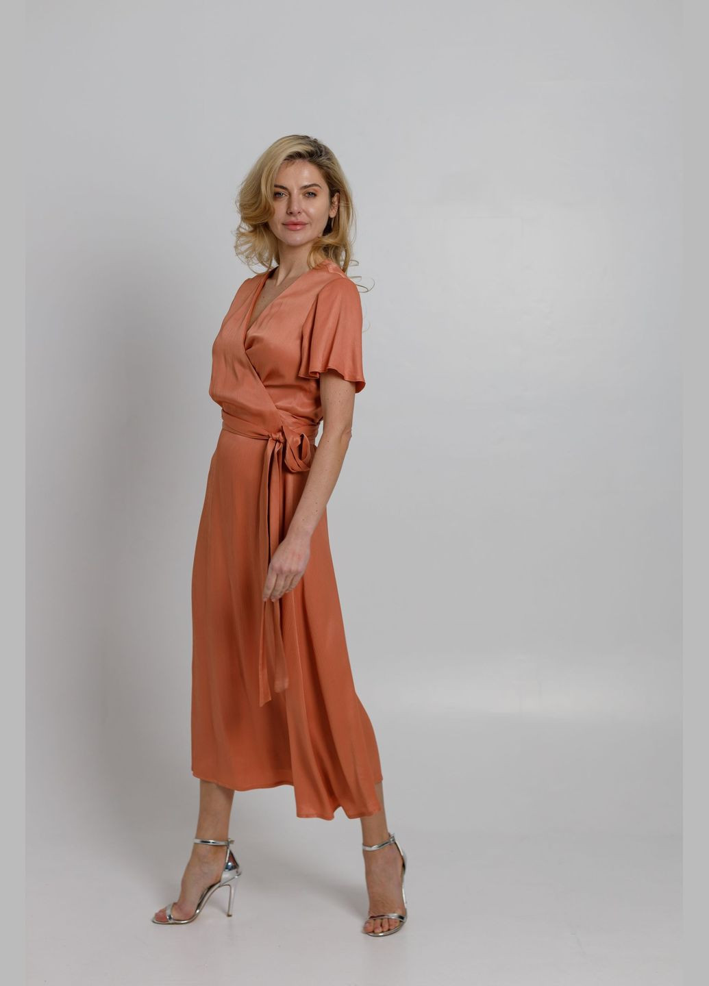 Теракотова сукня Парада