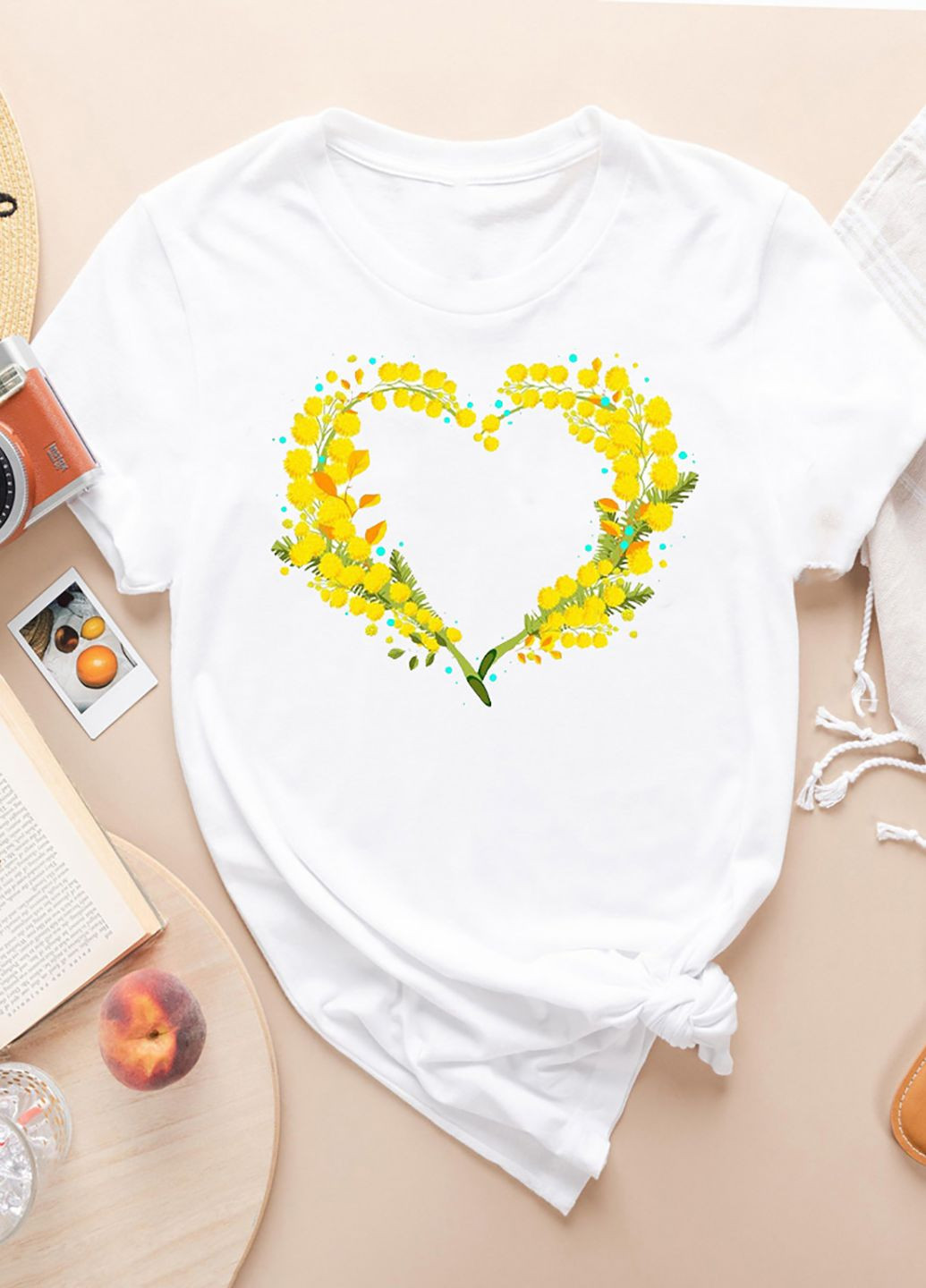 Біла демісезон футболка жіноча біла enchanted florals heart Love&Live