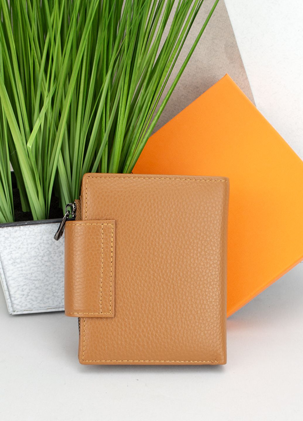 Жіночий шкіряний гаманець маленький Senior A899-9 рудий на магніті Sezfert (301202038)