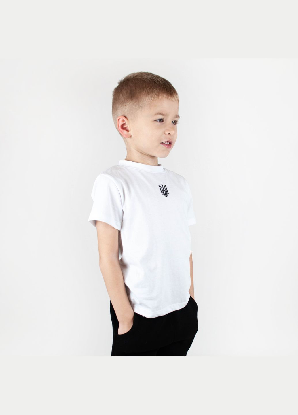 Белая летняя футболка dexter`s с тризубцем детская белого цвета dexter's