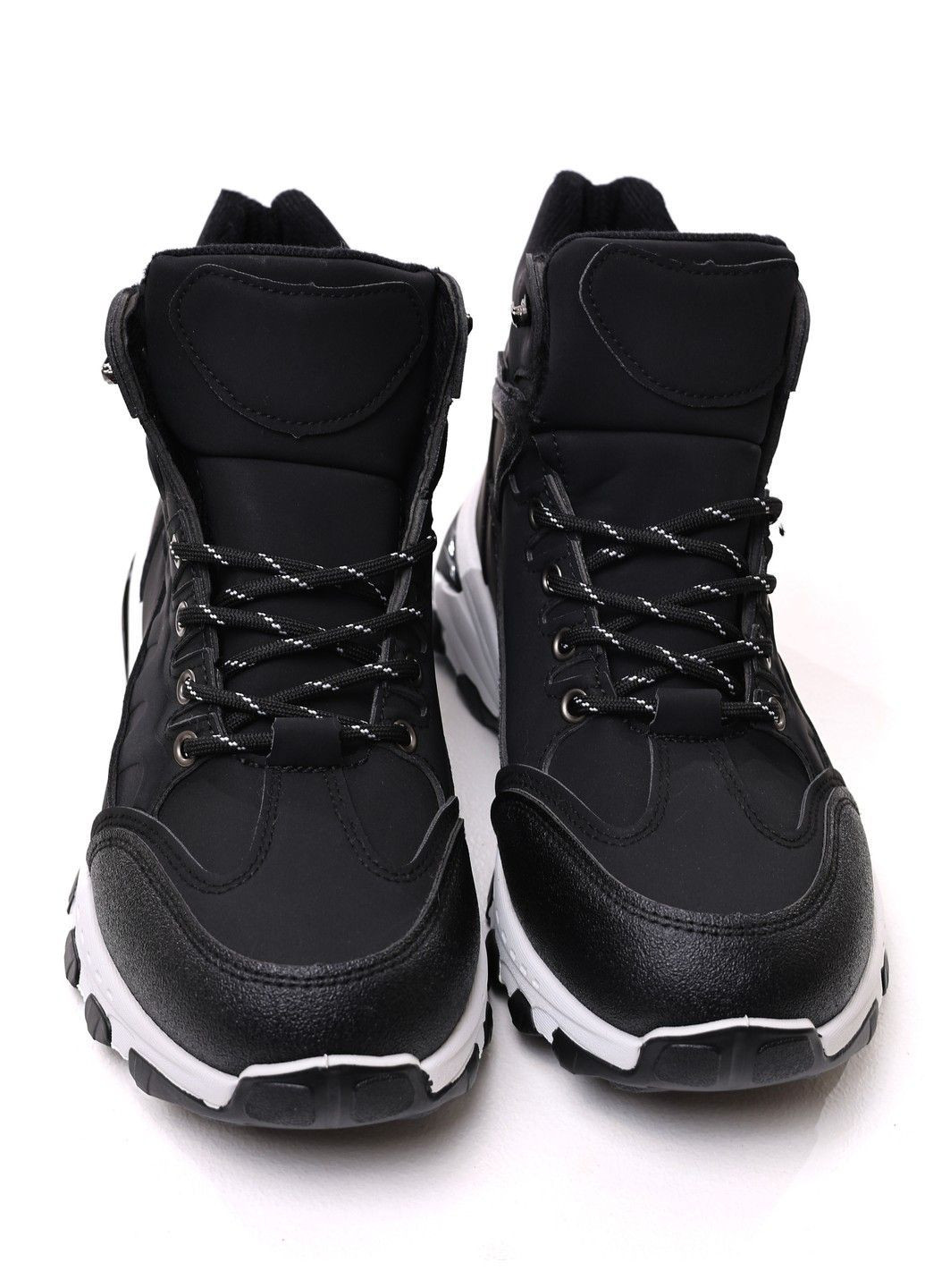 Черные ботинки мужские Moli